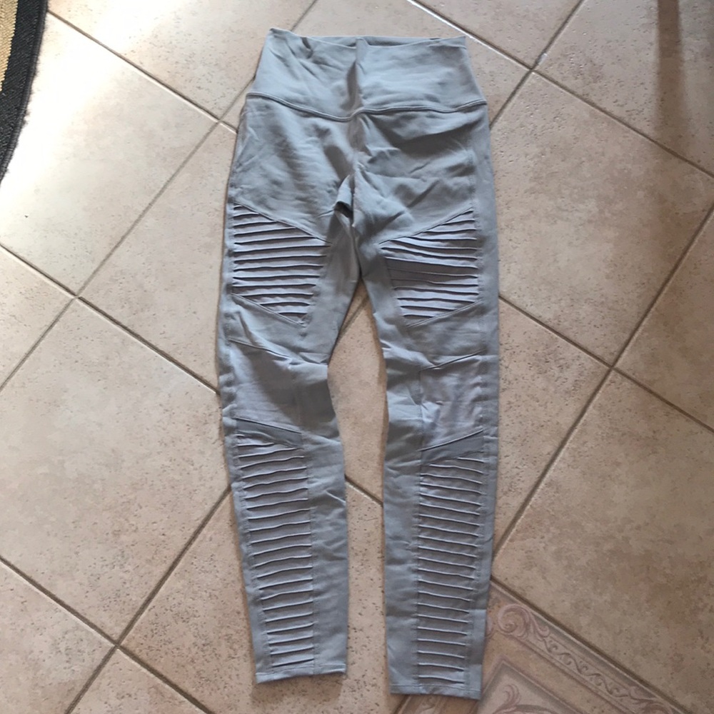 Alo leggings
